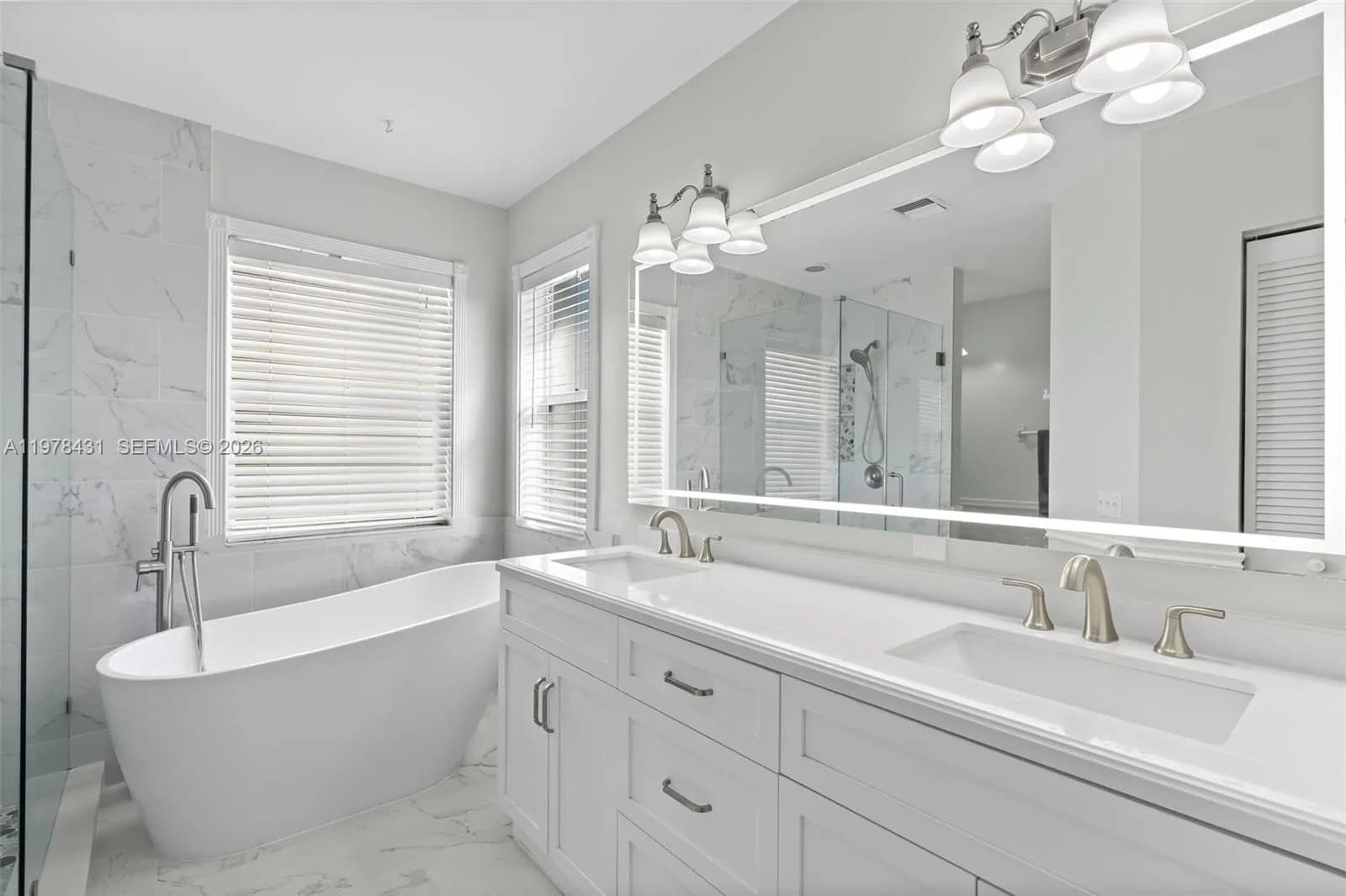 9838 NW 1st Mnr, Coral Springs FL 33071