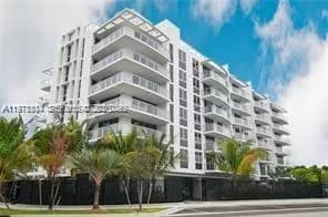 2 bedroom 2 bath for sale at 13800 Highland Dr # 403, North Miami Beach FL 33181