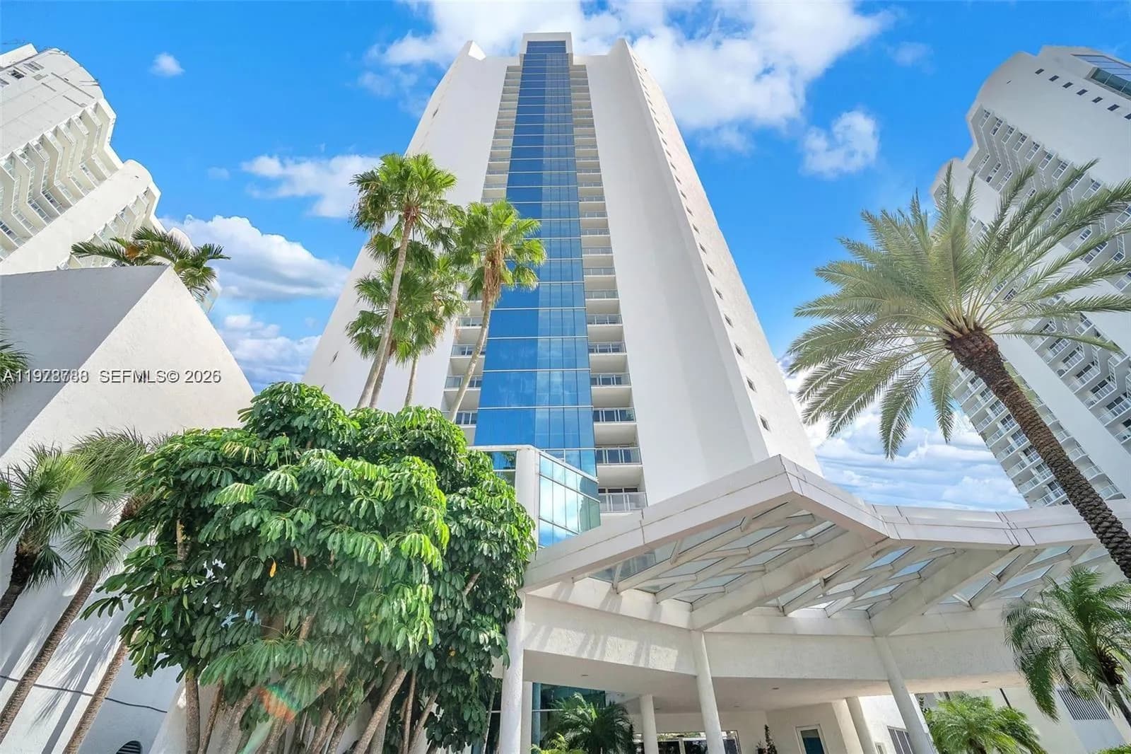 2 bedroom 2 bath for sale at 16445 Collins Ave # 2328, Sunny Isles Beach FL 33160
