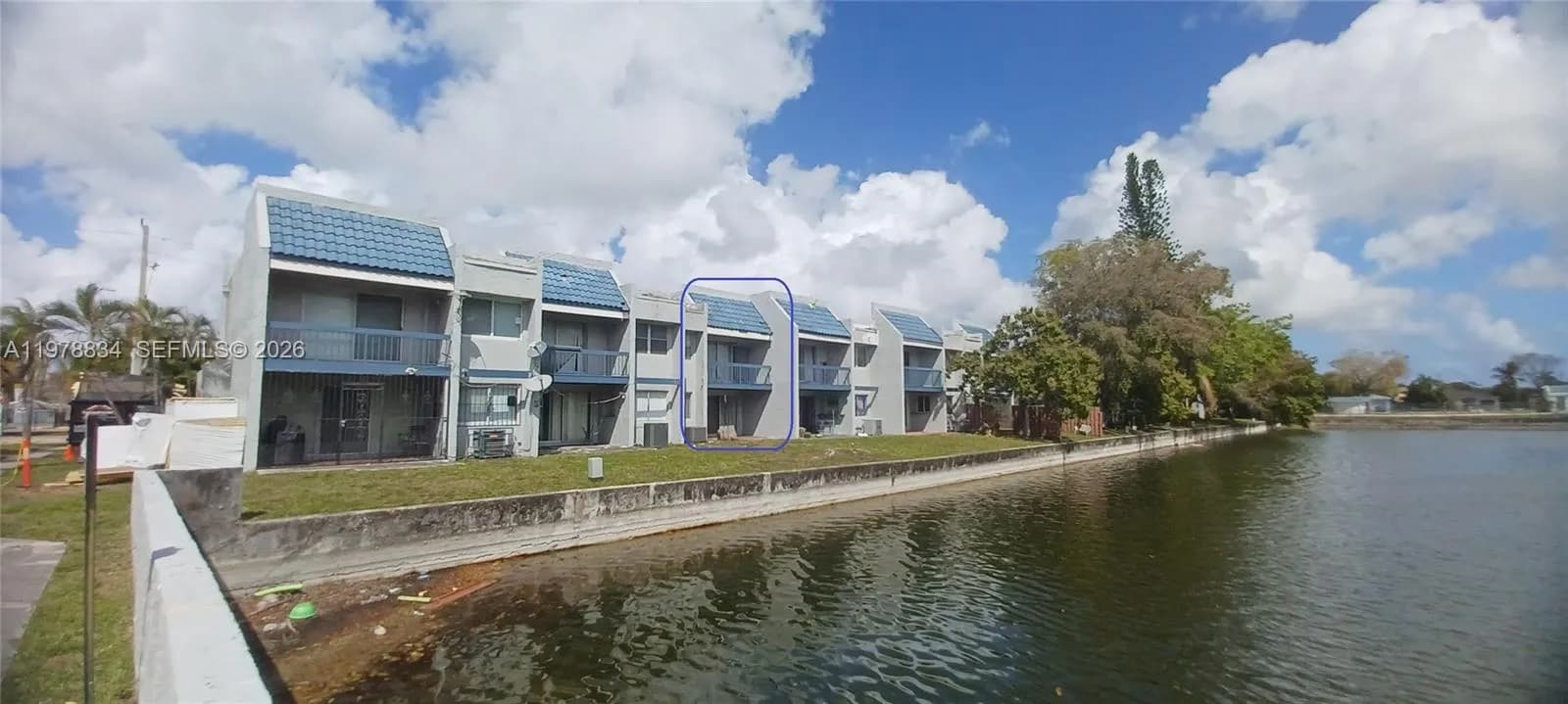 5716 NW 19th St # 18, Lauderhill FL 33313