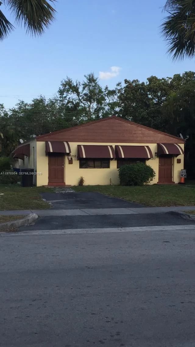 for sale at 16251 NE 18th Pl, North Miami Beach FL 33162