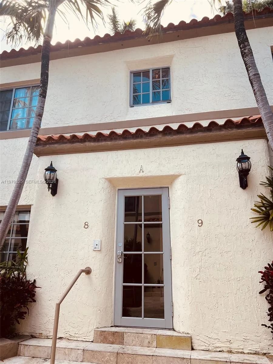 1500 Pennsylvania Ave # 9A, Miami Beach FL 33139