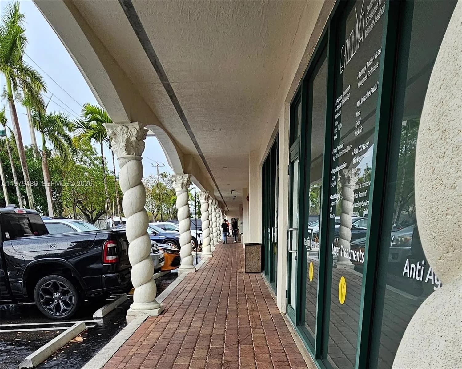 2475 NW 95th Ave # 2, Doral FL 33172