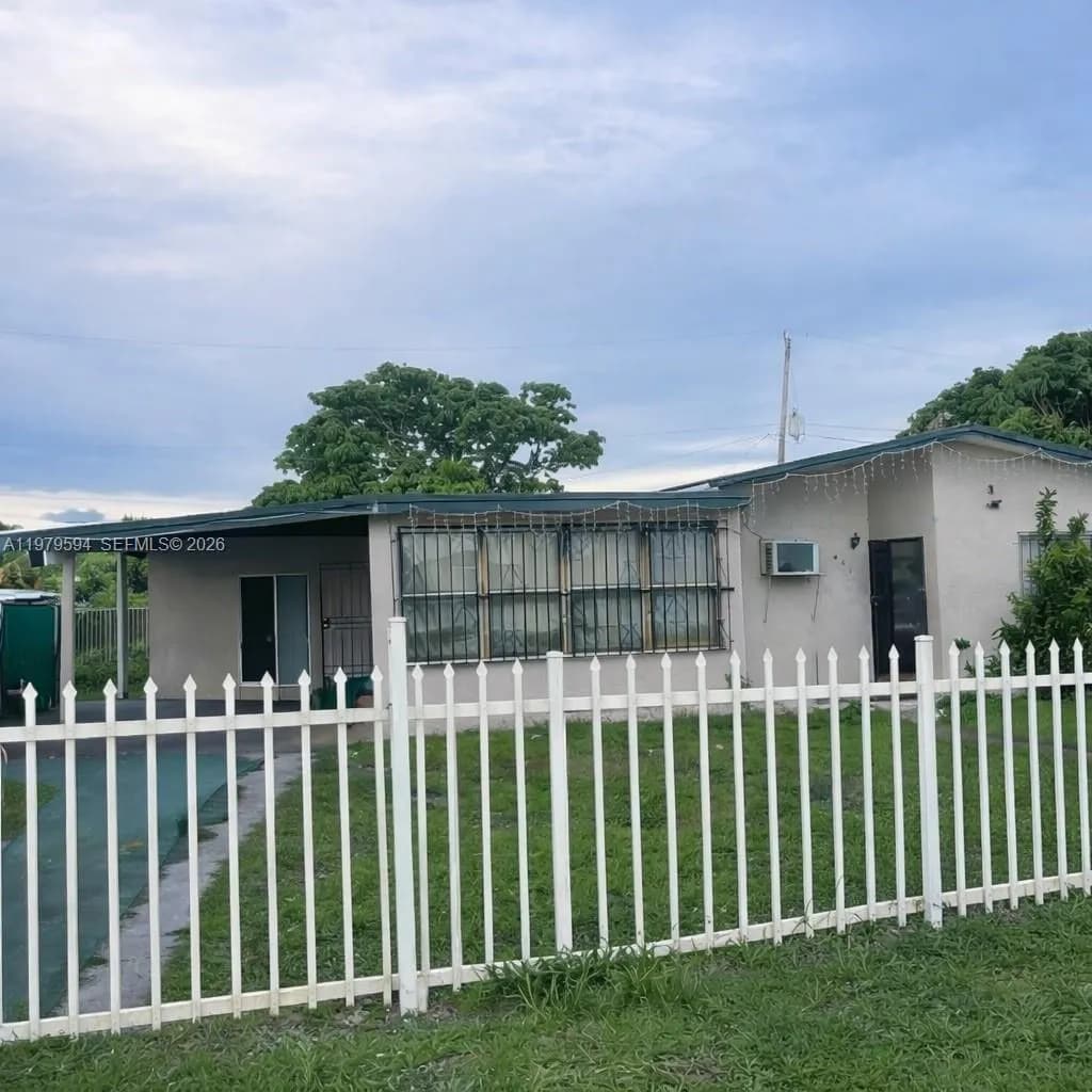 3 bedroom 1 bath for sale at 631 Jann Ave, Opa-Locka FL 33054