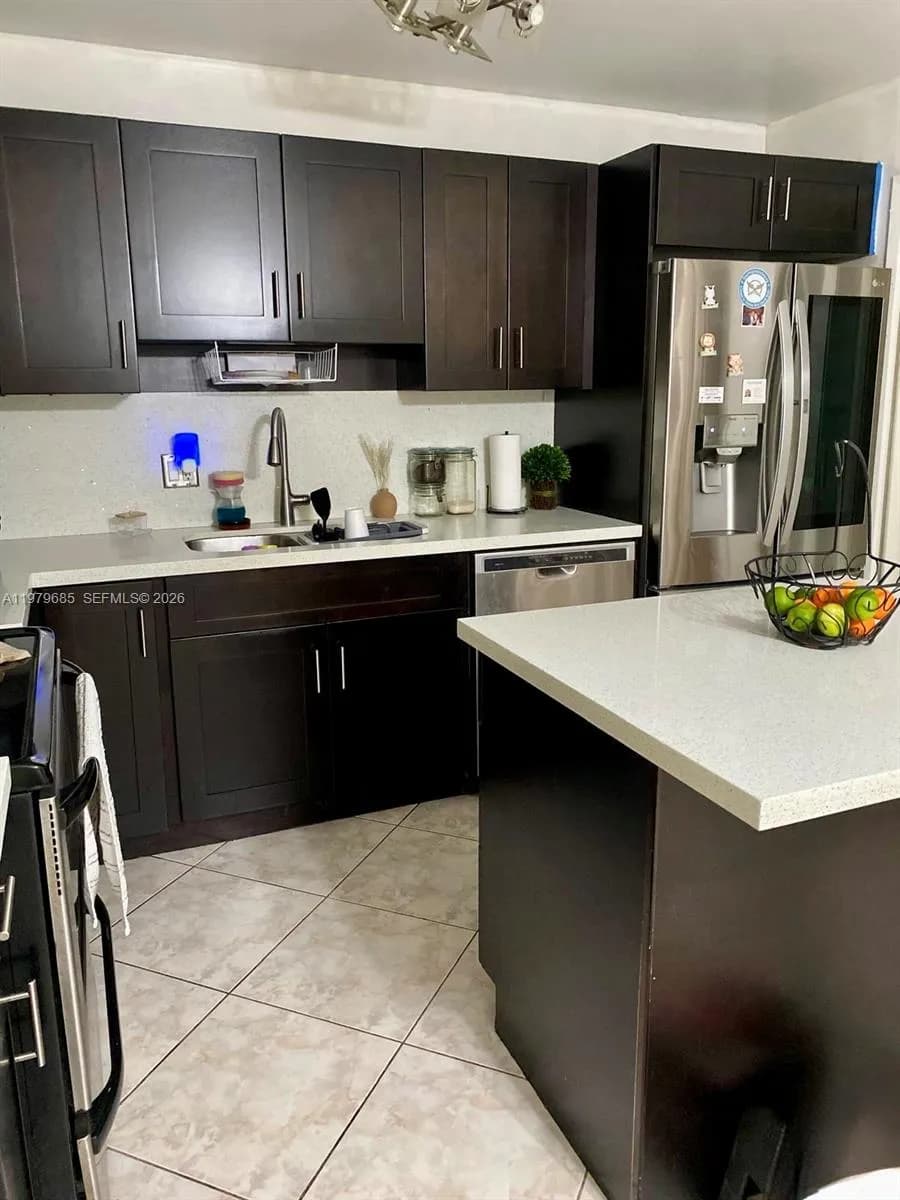 10370 SW 220th St # 102, Cutler Bay FL 33190