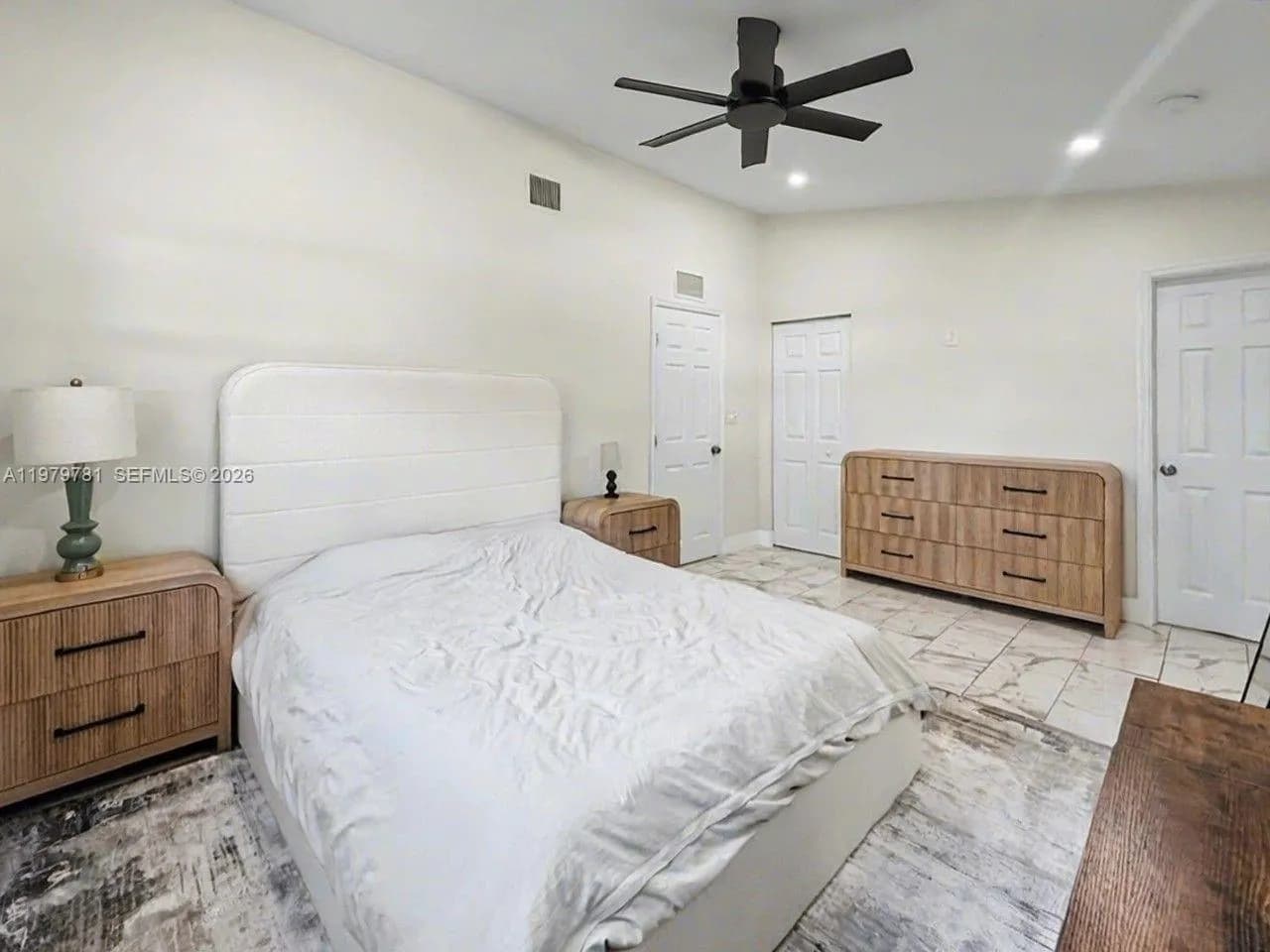 2697 SW 51 Ct, Dania Beach FL 33312