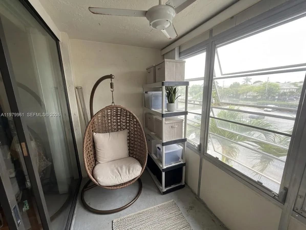 2841 Somerset Dr # 307, Lauderdale Lakes FL 33311