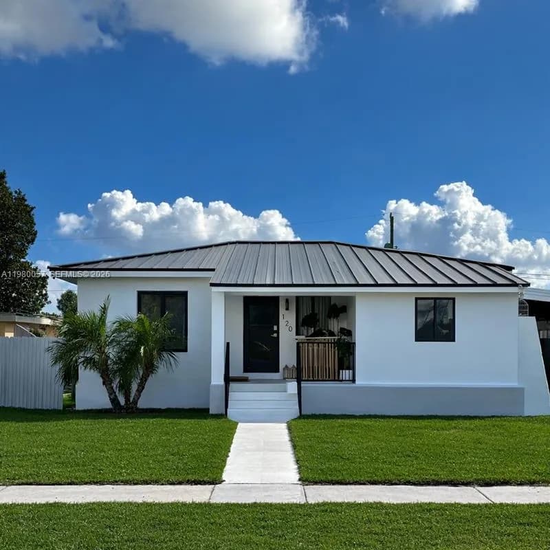 120 E 44th St, Hialeah FL 33013