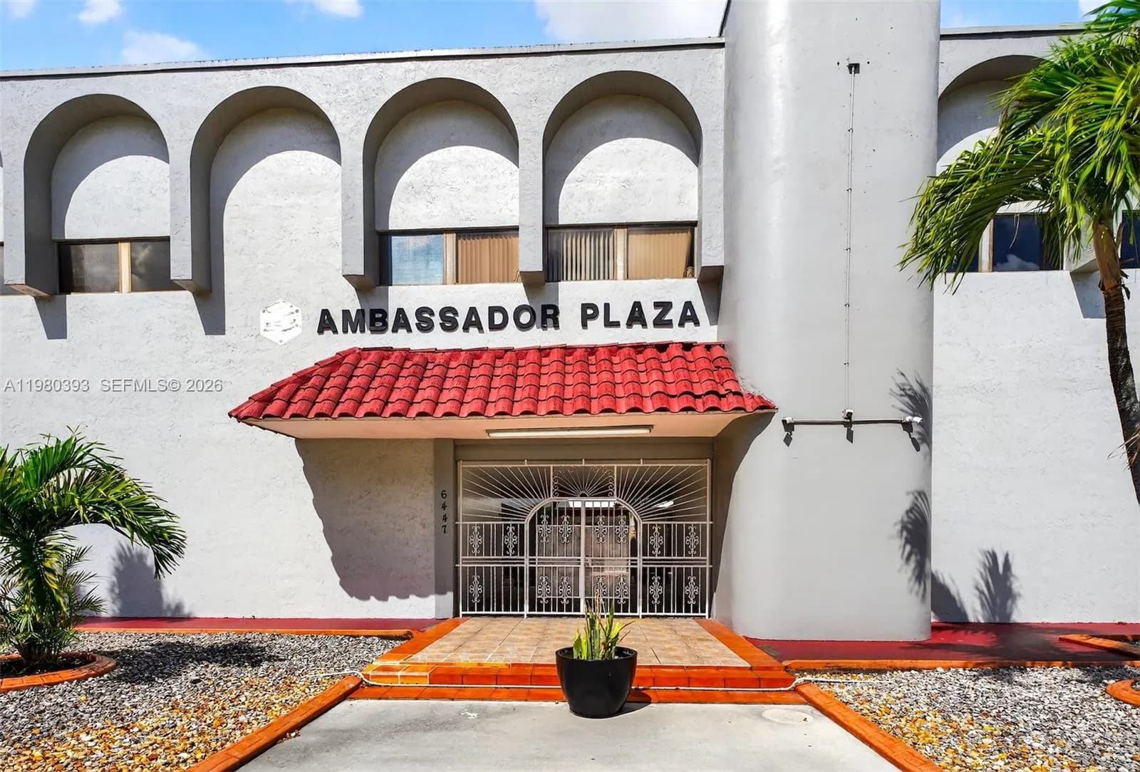 6447 Miami Lakes Dr E # 226C, Miami Lakes FL 33014