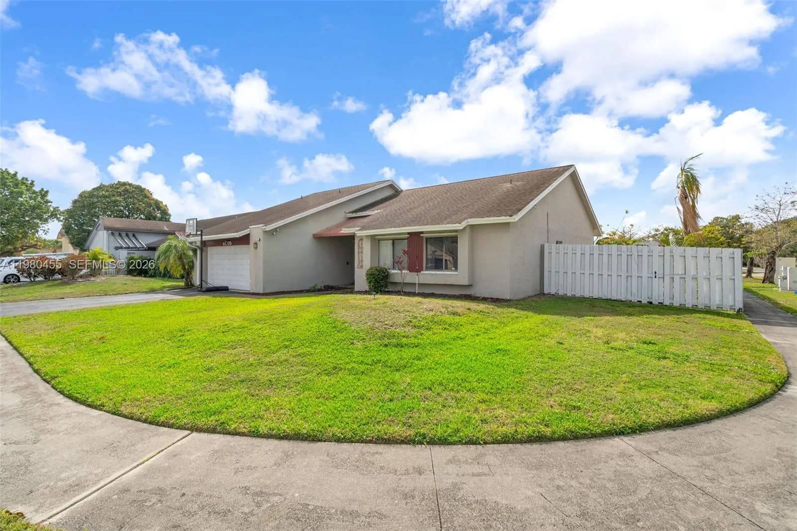 8650 NW 46th Ct, Lauderhill FL 33351