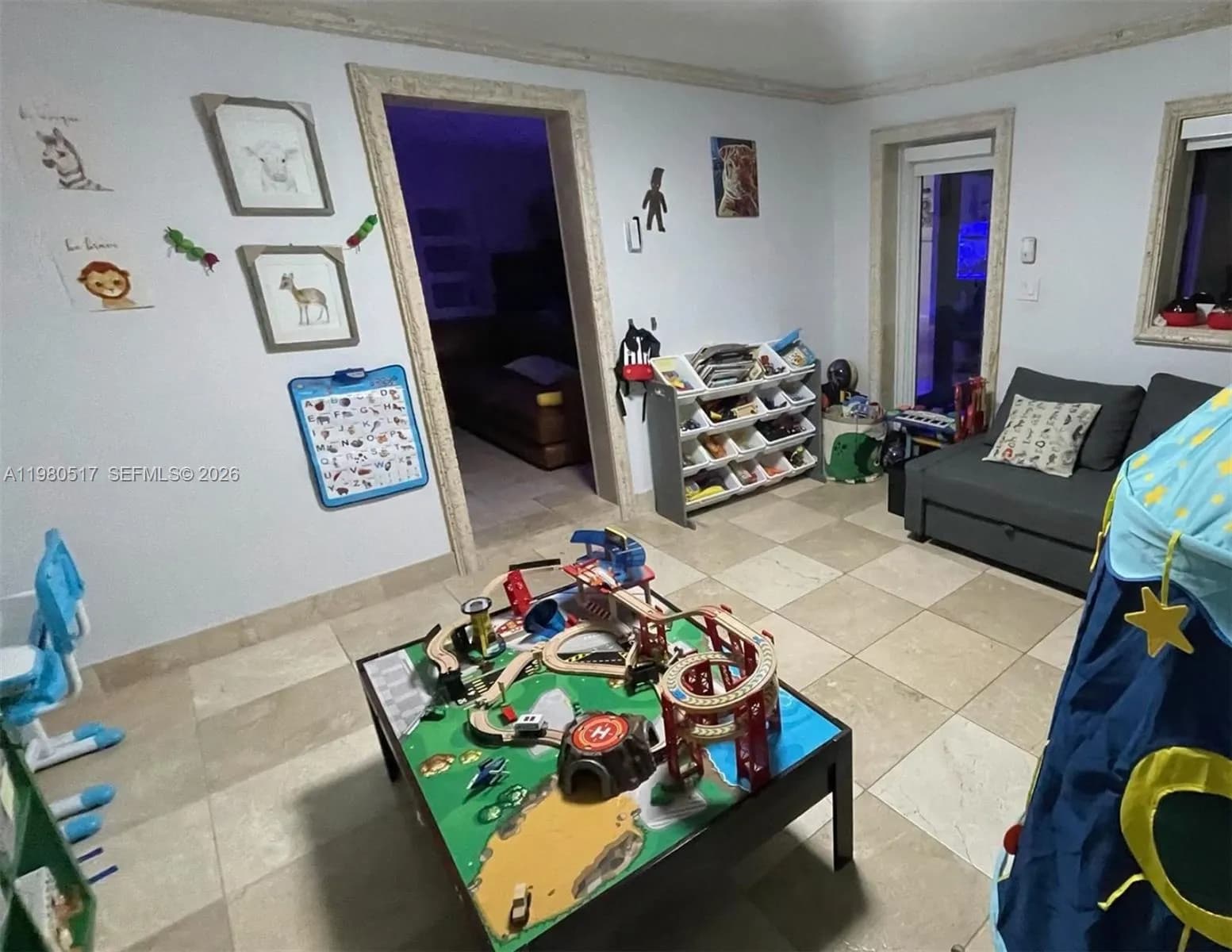 1015 S 14th Ave, Hollywood FL 33020