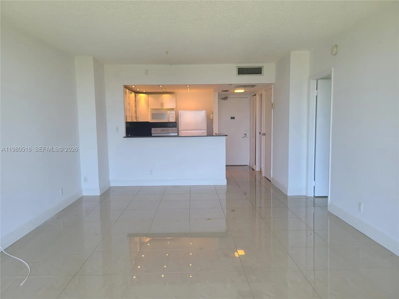 20335 W Country Club Dr # 705, Aventura FL 33180