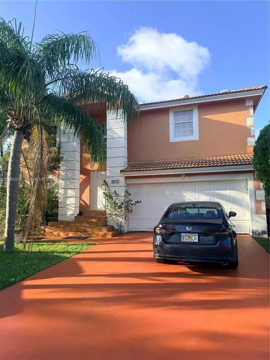 9721 SW 213th Ter, Cutler Bay FL 33189