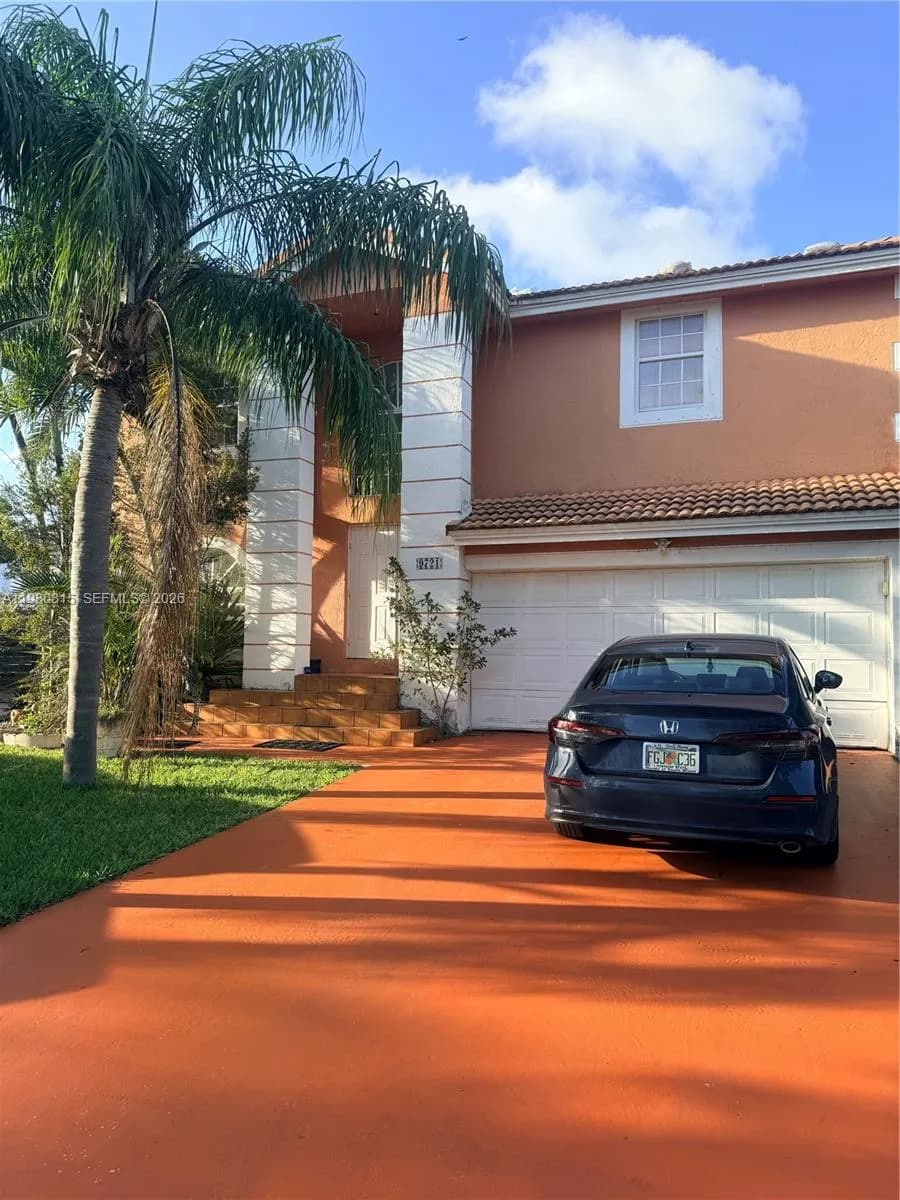 9721 SW 213th Ter, Cutler Bay FL 33189