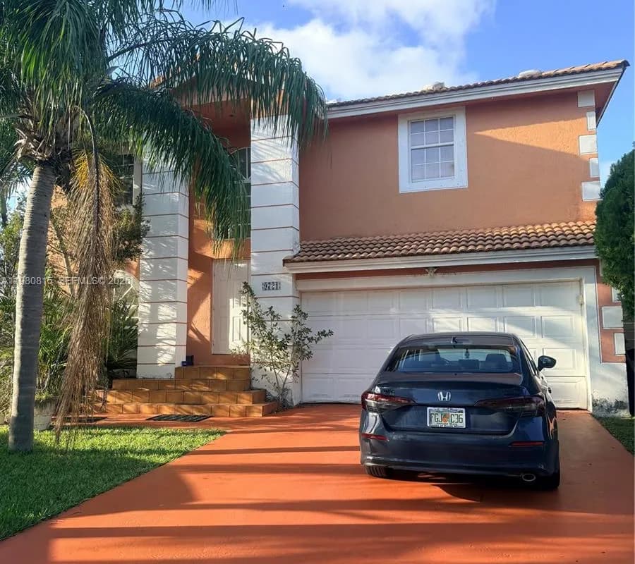 9721 SW 213th Ter, Cutler Bay FL 33189
