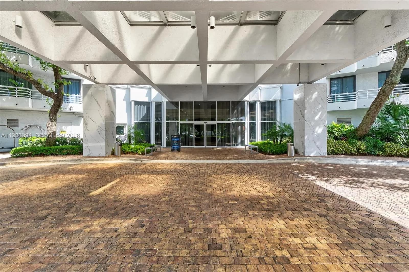 3300 NE 192nd St # 1611, Aventura FL 33180