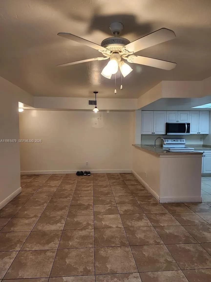9022 W Atlantic Blvd # 223, Coral Springs FL 33071