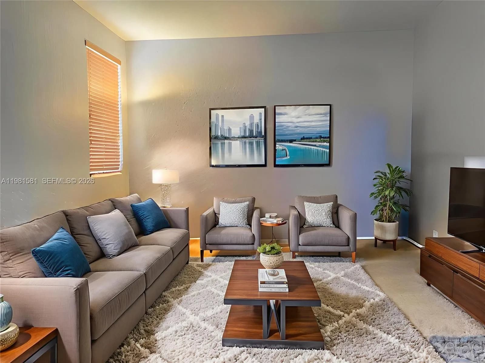 1032 Sequoia Ln, Weston FL 33327