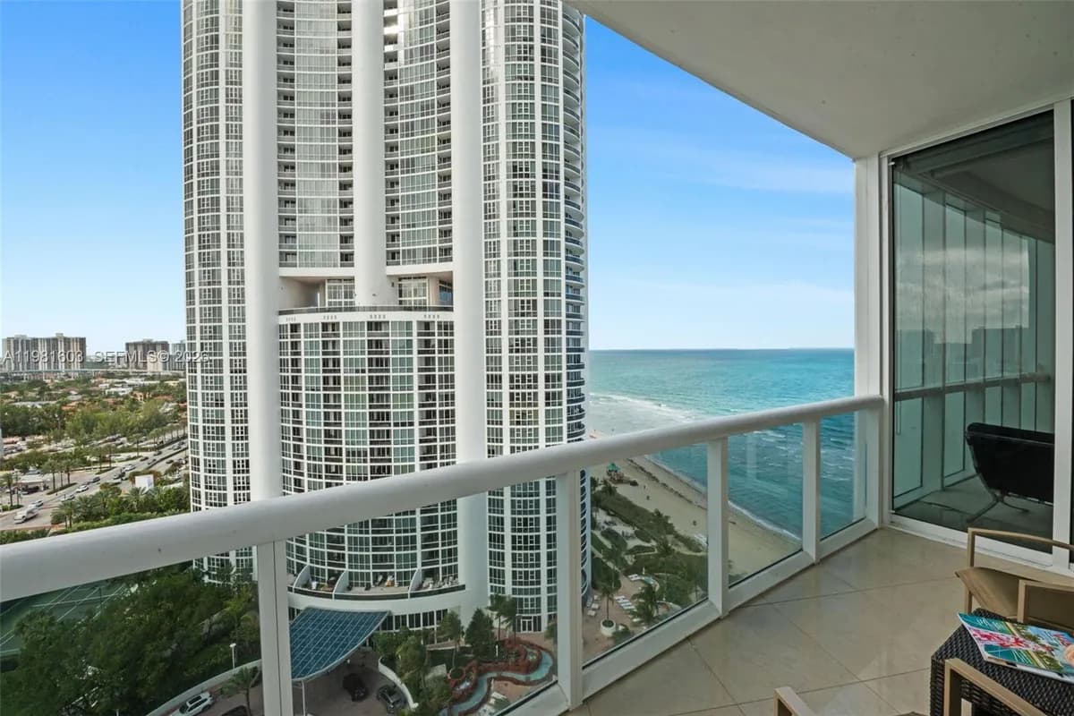 18101 Collins Ave # 1808, Sunny Isles Beach FL 33160