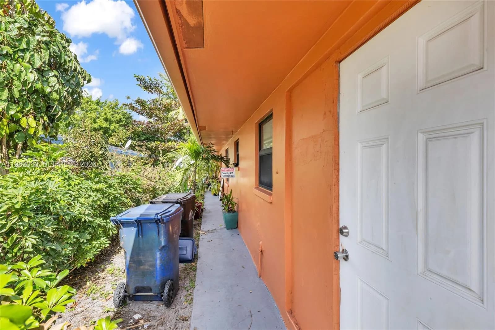 1451 NW 19th St, Fort Lauderdale FL 33311