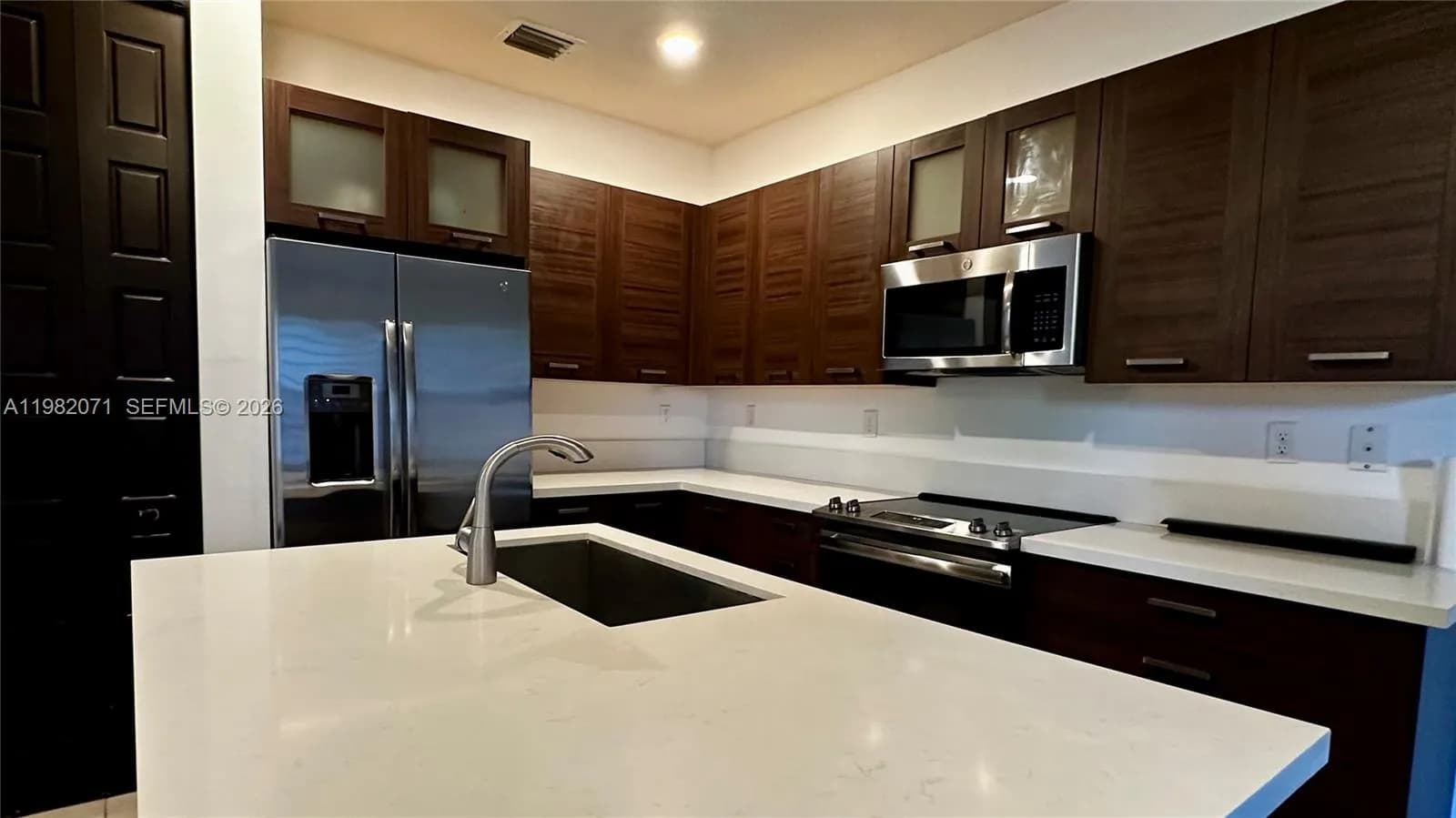 9155 NW 161st St, Miami Lakes FL 33018