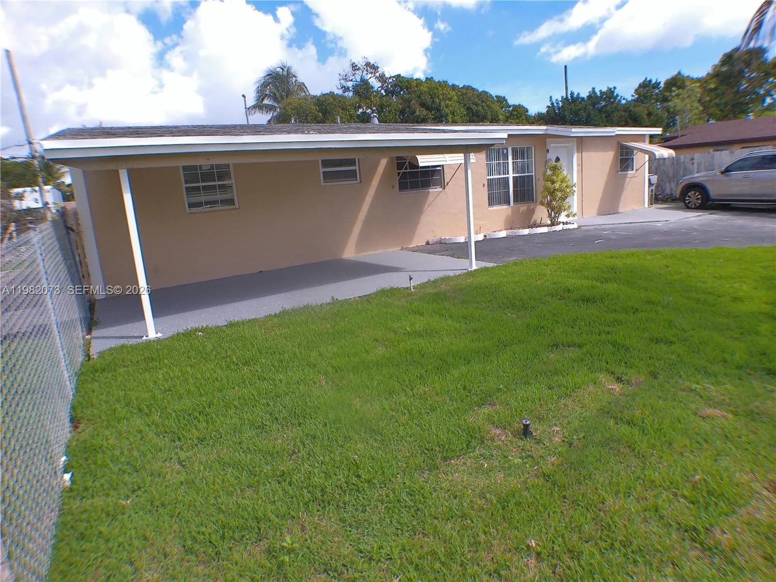 191 NE 23rd St, Pompano Beach FL 33060