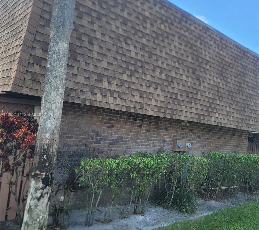 5961 NW 54th Ln, Tamarac FL 33319