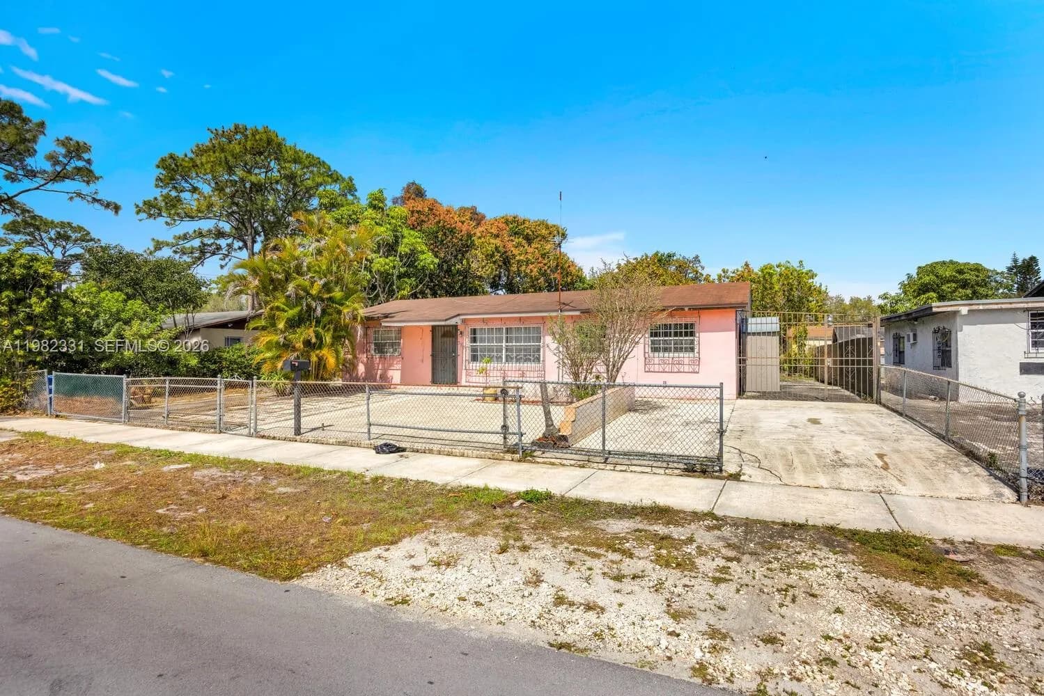 3853 NW 209th St, Miami Gardens FL 33055