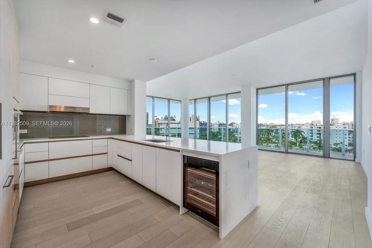 9201 E Bay Harbor Dr # 702, Bay Harbor Islands FL 33154