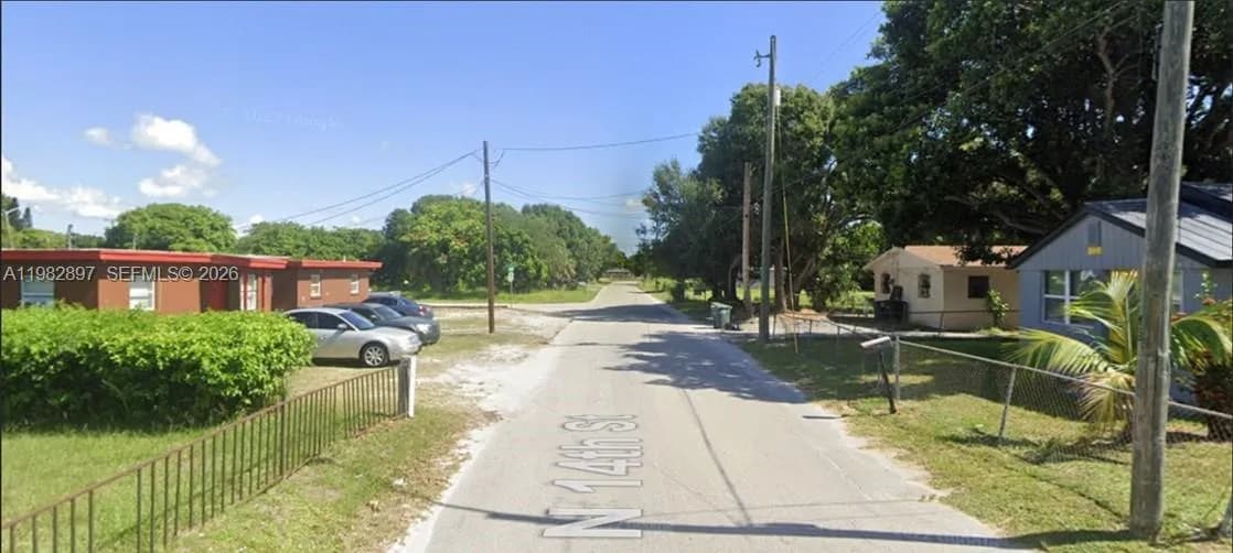 432 N 14 St N St Cswy, Fort Pierce FL 34946