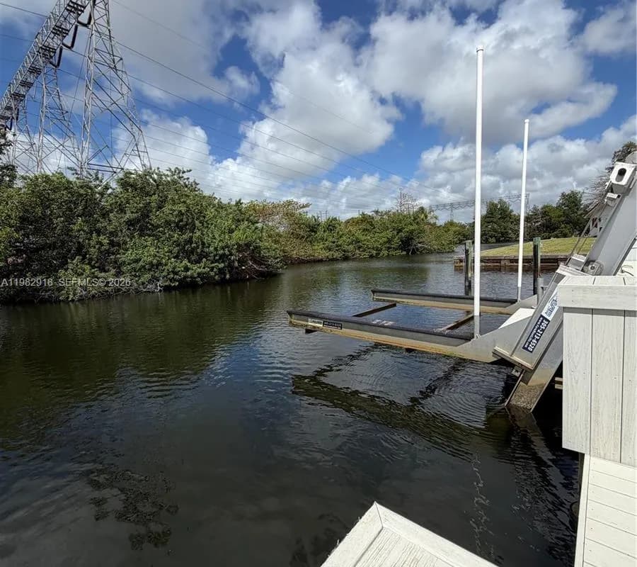 4417 SW 35th Ave, Dania Beach FL 33312