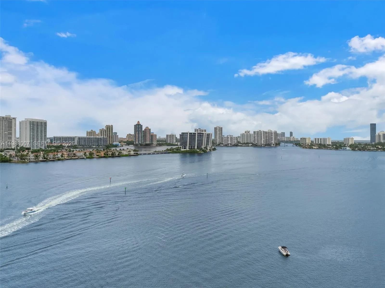 2 bedroom 2 bath for sale at 301 174th St # 1818, Sunny Isles Beach FL 33160