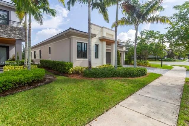 10705 Pacifica Way, Parkland FL 33076