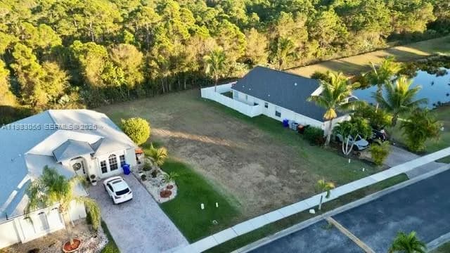 1570 SW 16th Ct SW, Vero Beach FL 32962