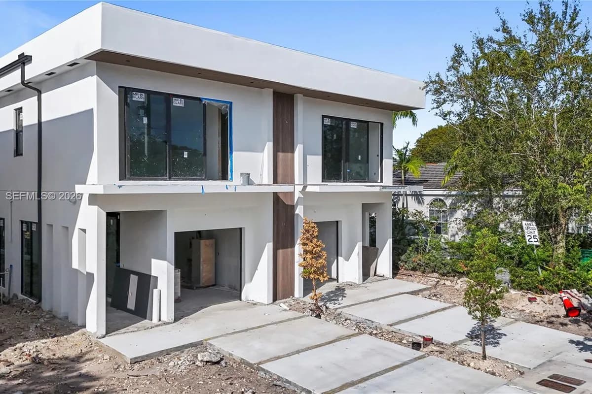 13 SE 12th Ave, Fort Lauderdale FL 33301