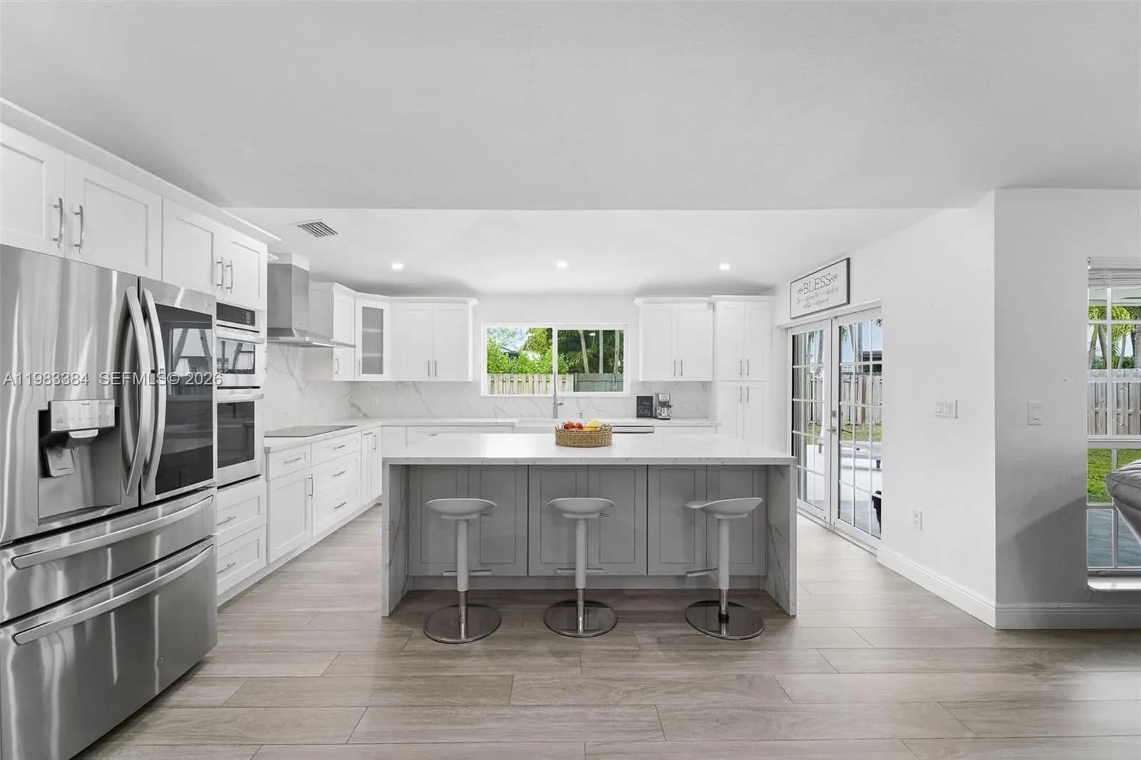 7827 NW 166th Ter, Miami Lakes FL 33016