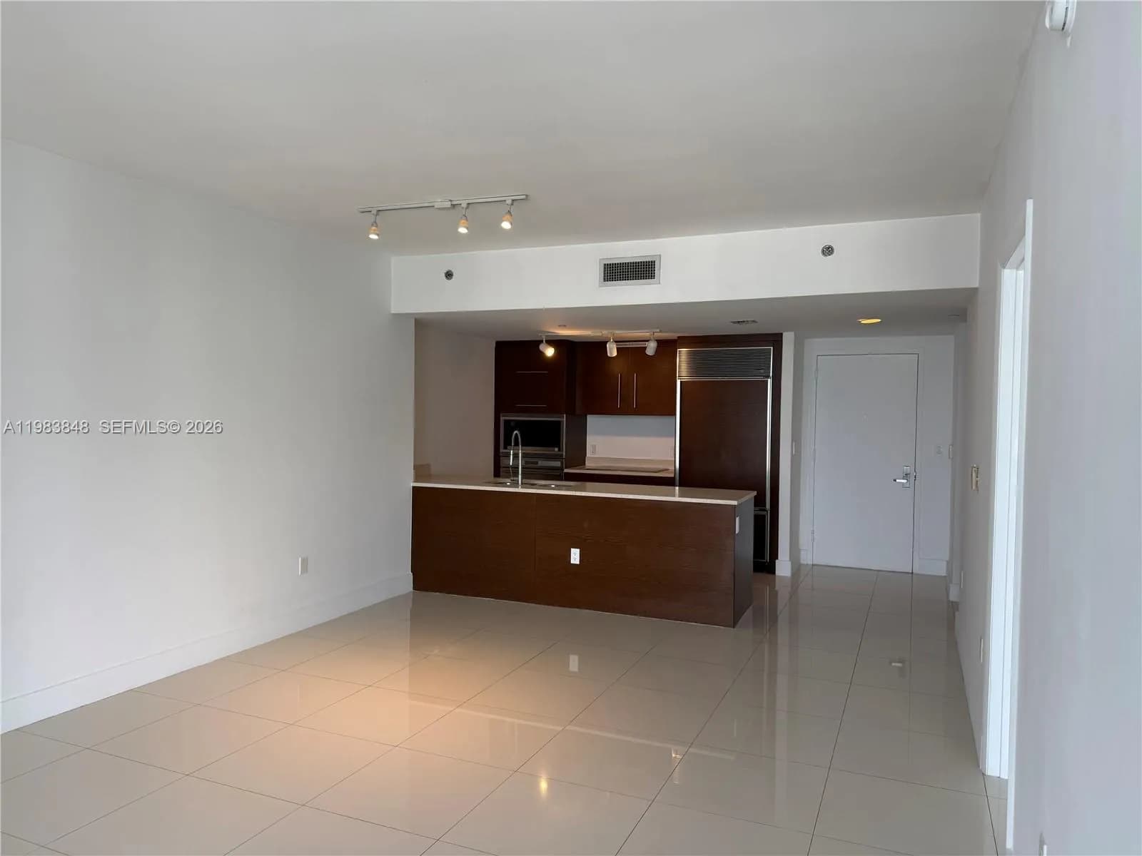 465 Brickell Ave # 3906, Miami FL 33131