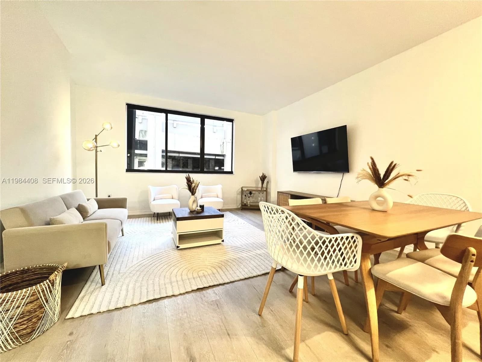 540 Brickell Key Dr # 202, Miami FL 33131