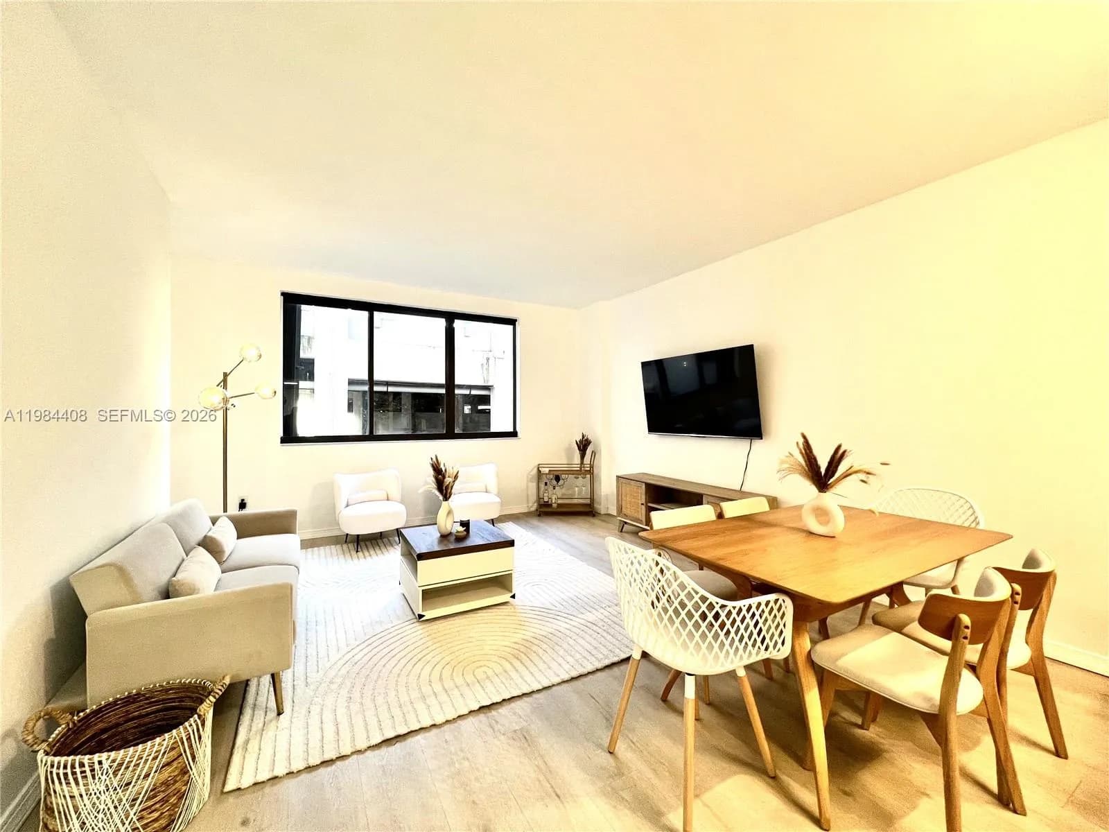 540 Brickell Key Dr # 202, Miami FL 33131