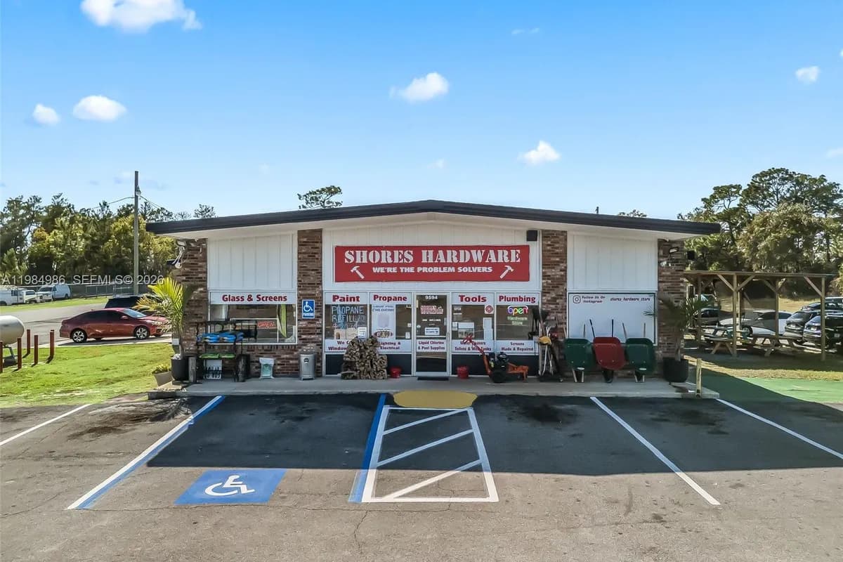 9594 SE Maricamp Road, Ocala FL 34472