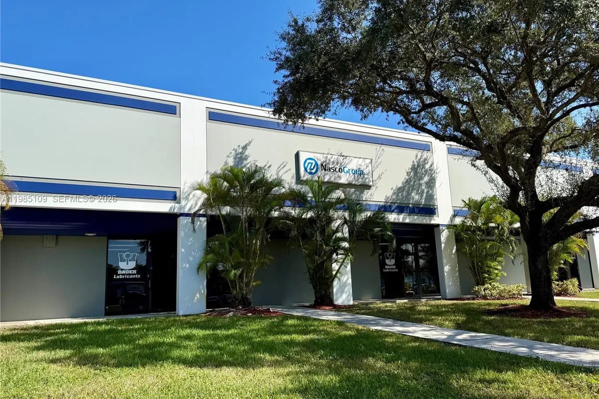 11801 NW 100th Rd # 8, Medley FL 33178