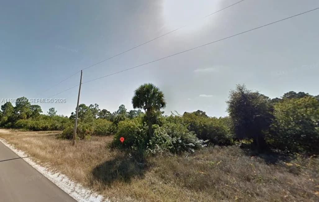 1230 E Cumming St, Lehigh Acres FL 33974