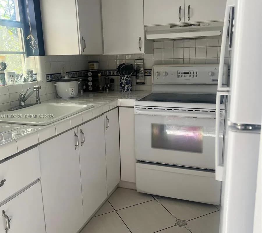 6620 W 2nd Ct # 407, Hialeah FL 33012