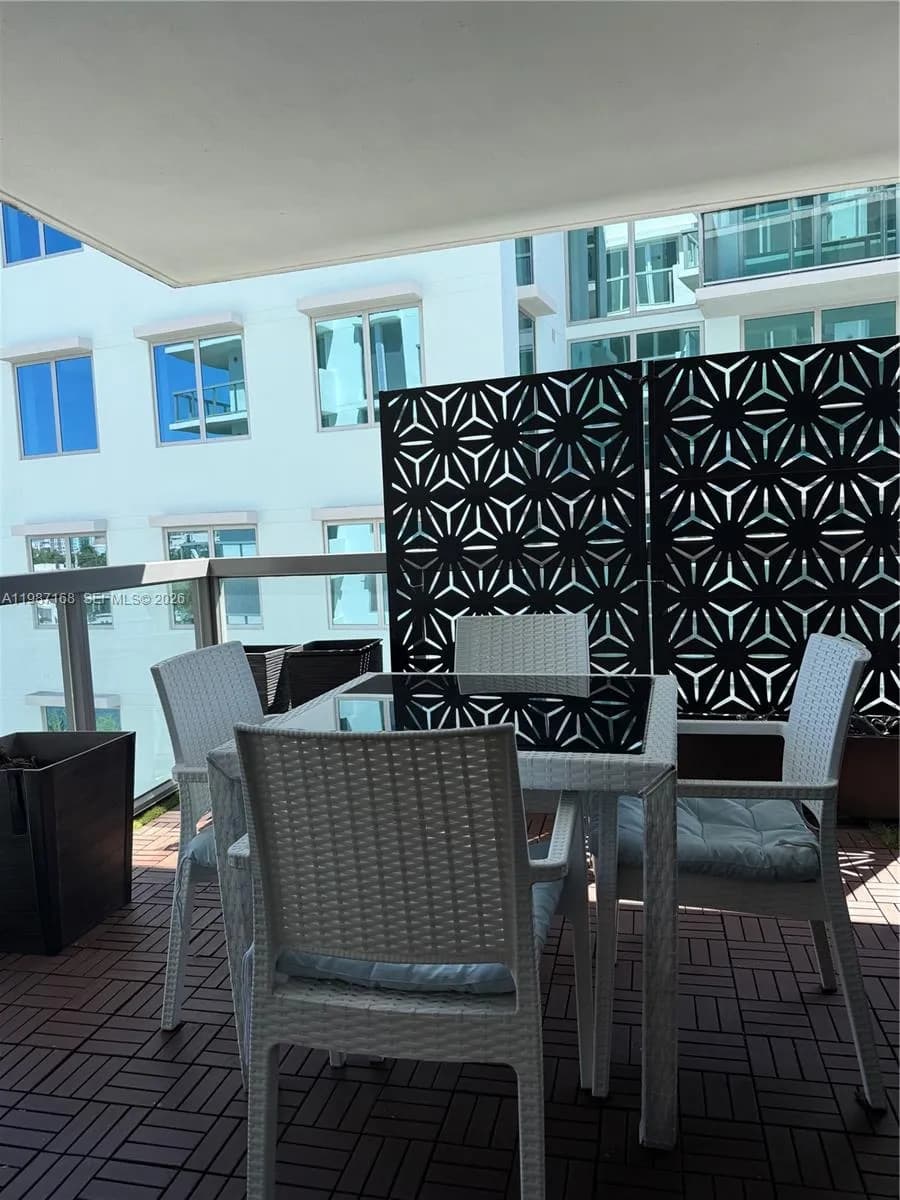 9261 E Bay Harbor Dr # 607, Bay Harbor Islands FL 33154