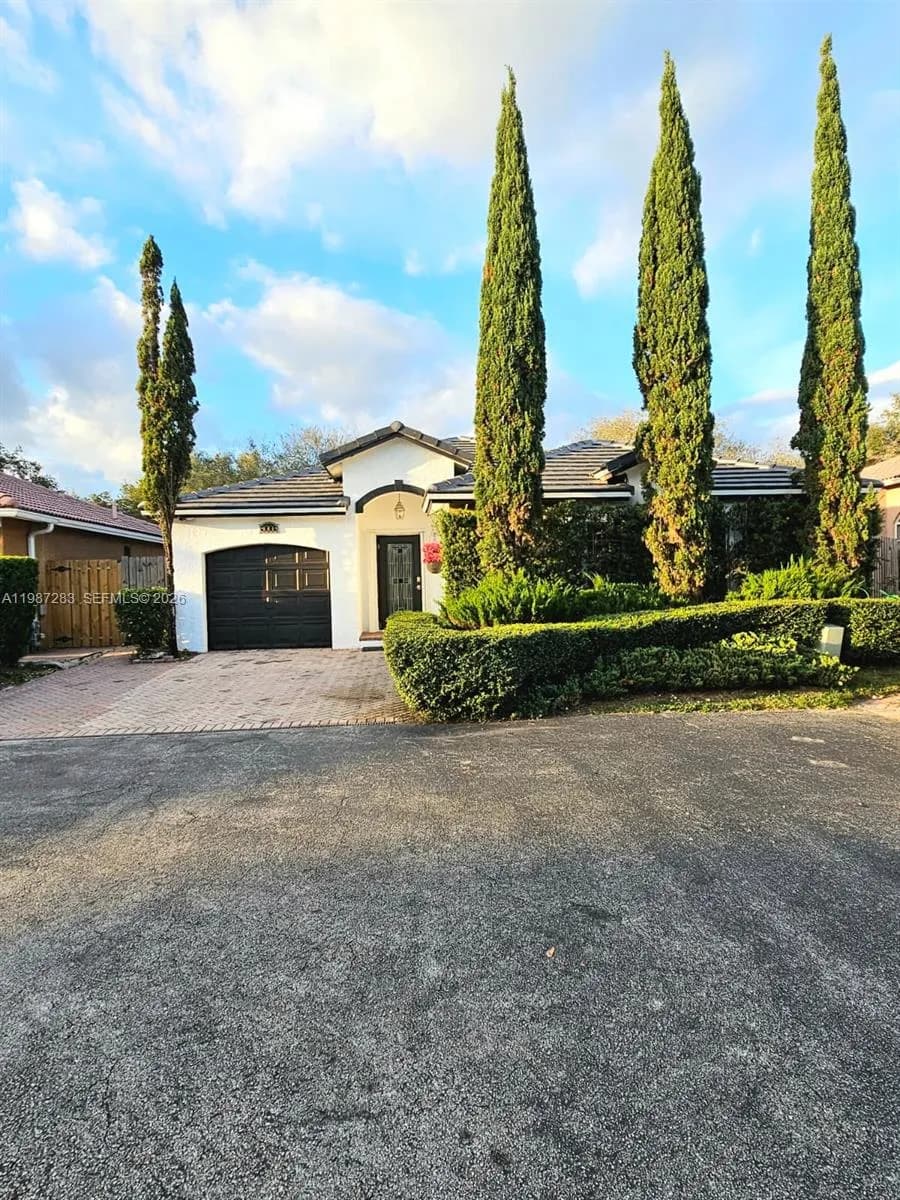 8003 SW 158th Pl, Miami FL 33193