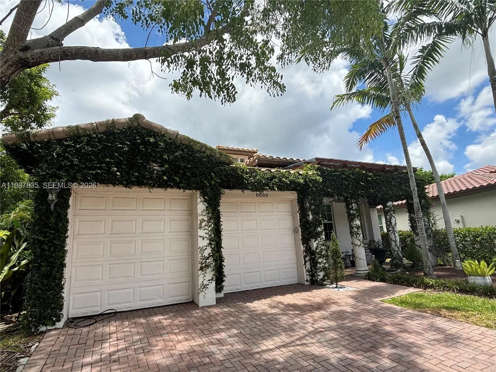4 bedroom 3 bath Residential for sale at 8080 NW 126th Ter, Parkland FL 33076