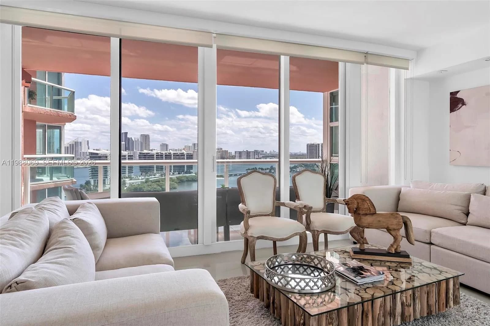 3370 HIDDEN BAY DR # 2210, Aventura FL 33180