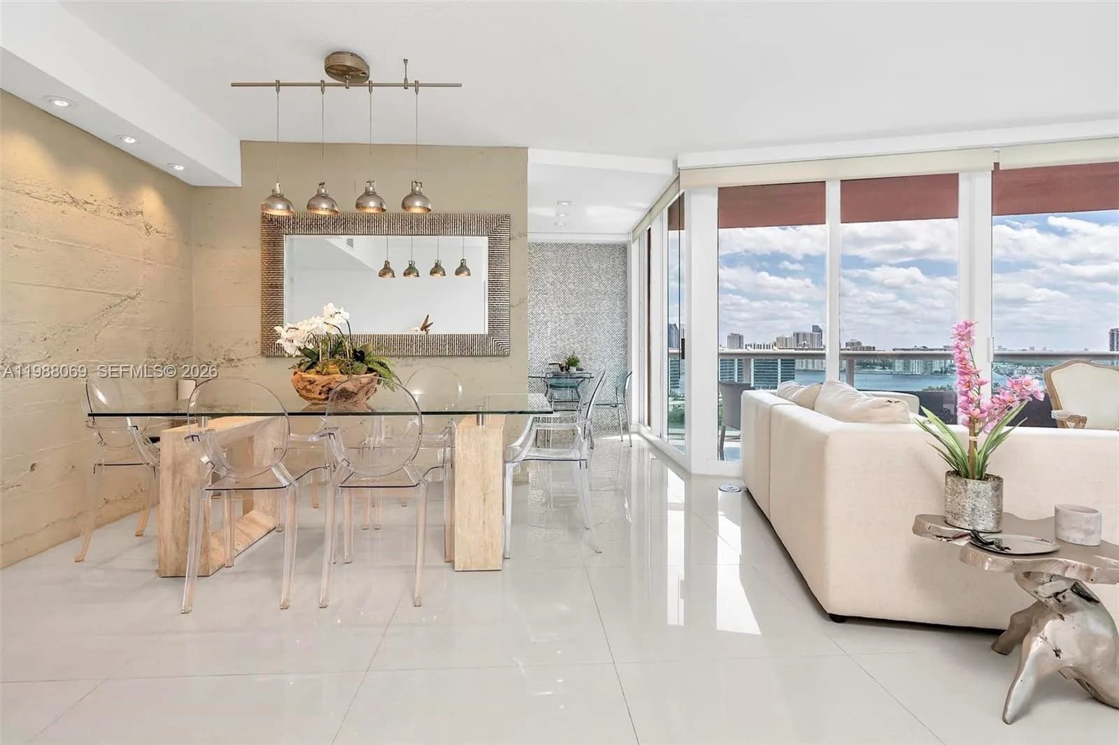 3370 HIDDEN BAY DR # 2210, Aventura FL 33180