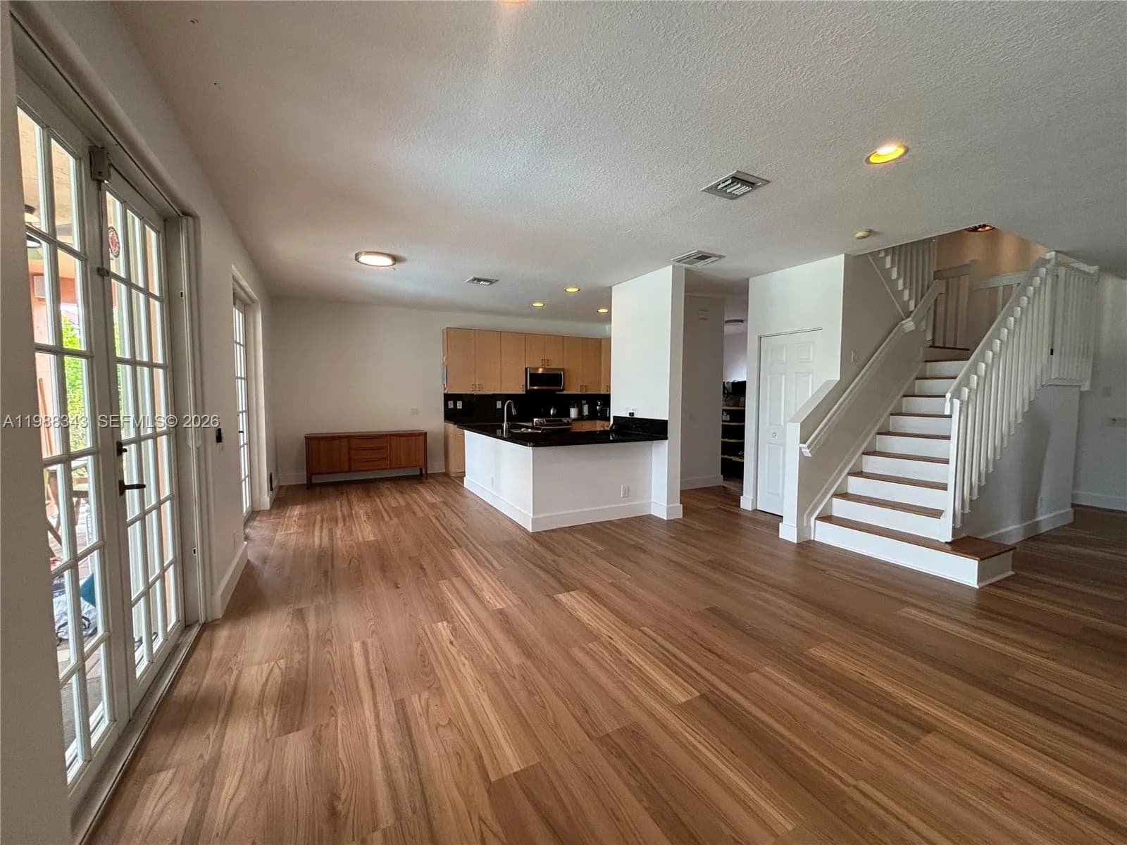 1653 Winterberry Ln, Weston FL 33327