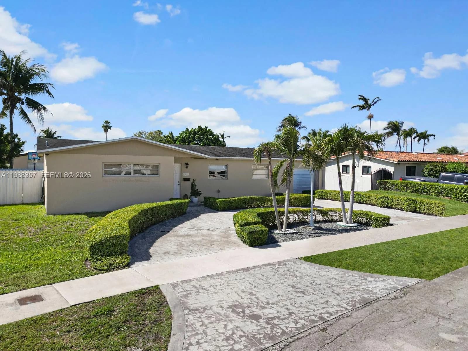 3 bedroom 2 bath for sale at 8530 NW 179th St, Hialeah FL 33015